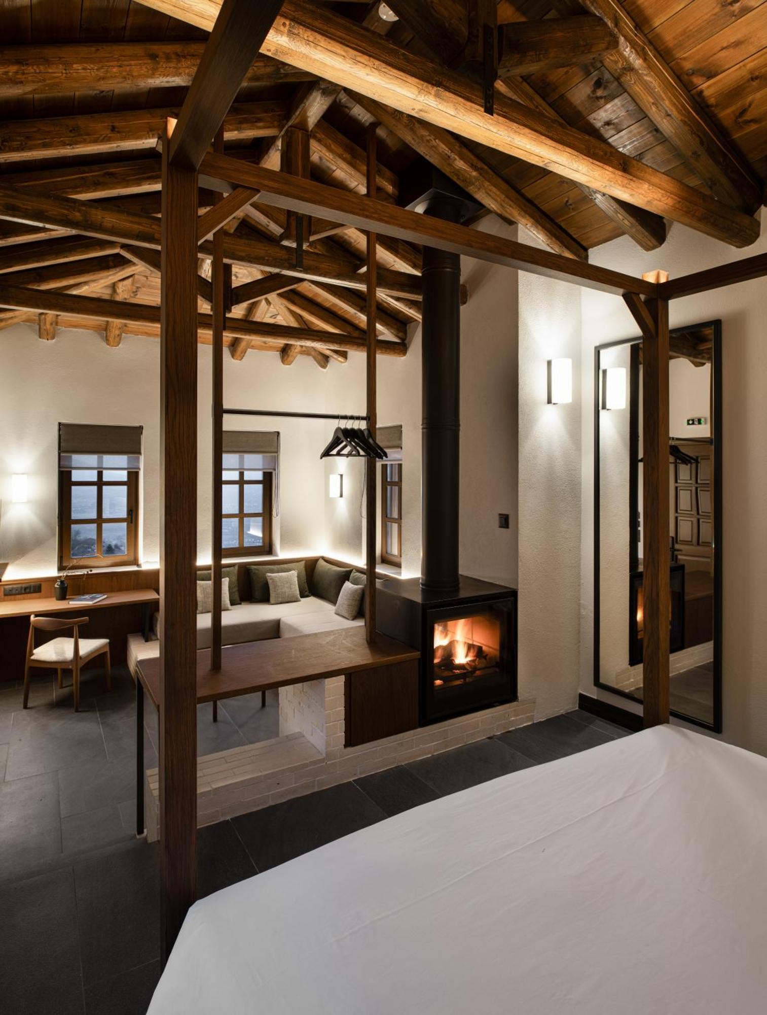Unedo All Seasons Boutique Hotel Palaios Panteleimonas Exterior foto